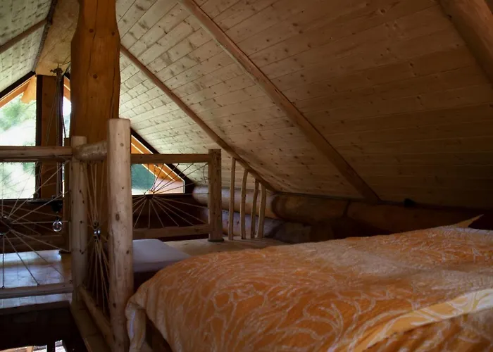 Brunarica Biopark -log House Biopark * Grosuplje