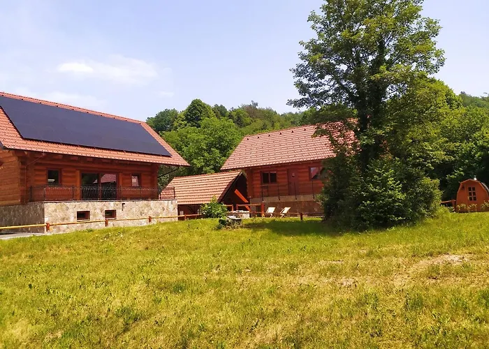 Σπίτι διακοπών Brunarica Biopark -log House Biopark *