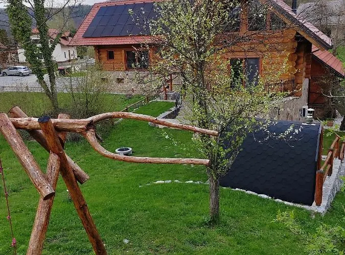 Brunarica Biopark -log House Biopark Vakantiehuis *