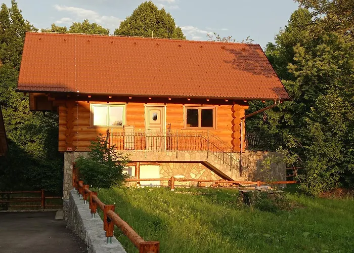 Dom wakacyjny Brunarica Biopark -log House Biopark *